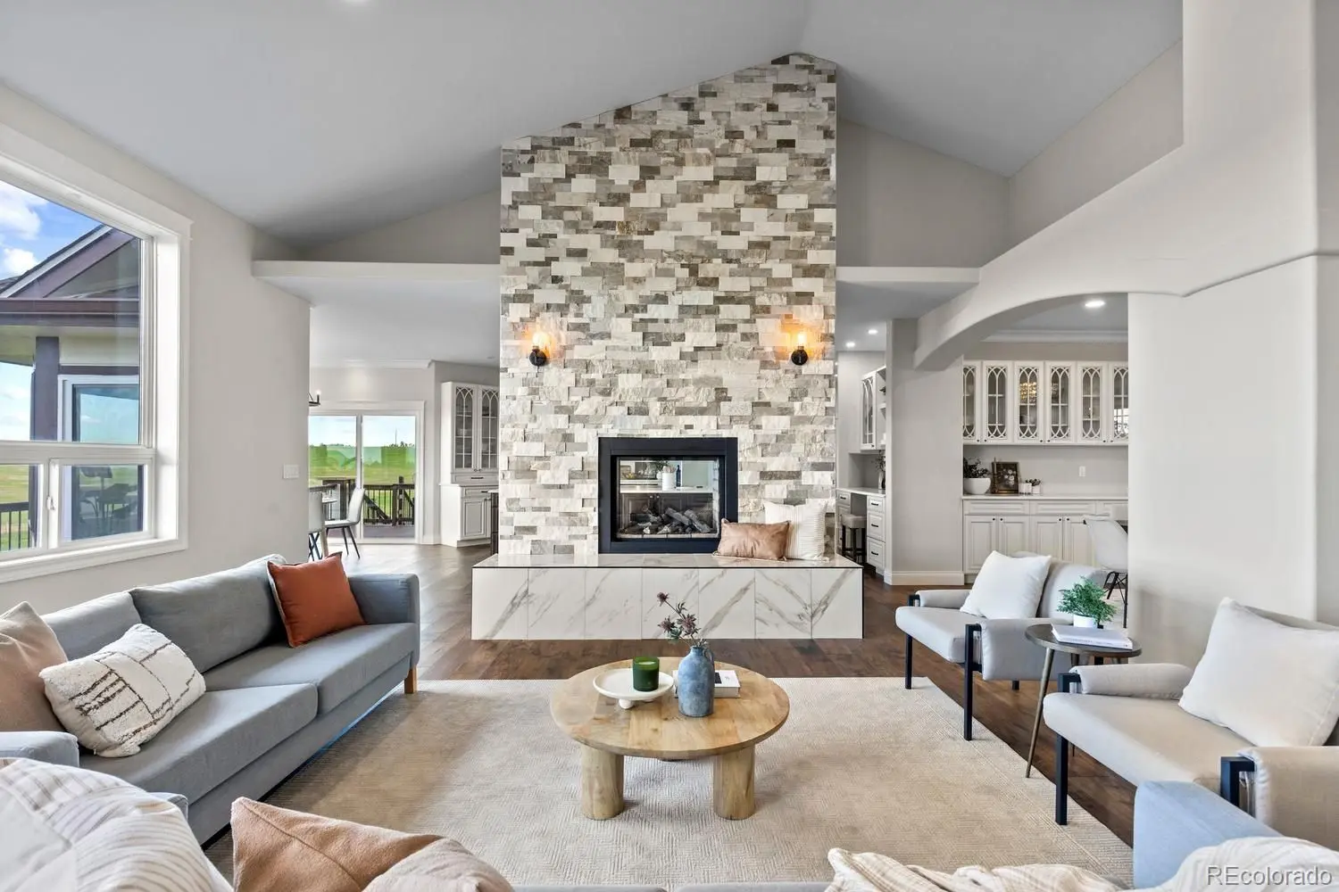 650 Coyote Trail, Elizabeth, CO