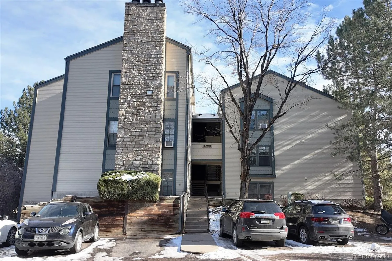 16001 E Alaska Pl, Unit 7, Aurora: main photo
