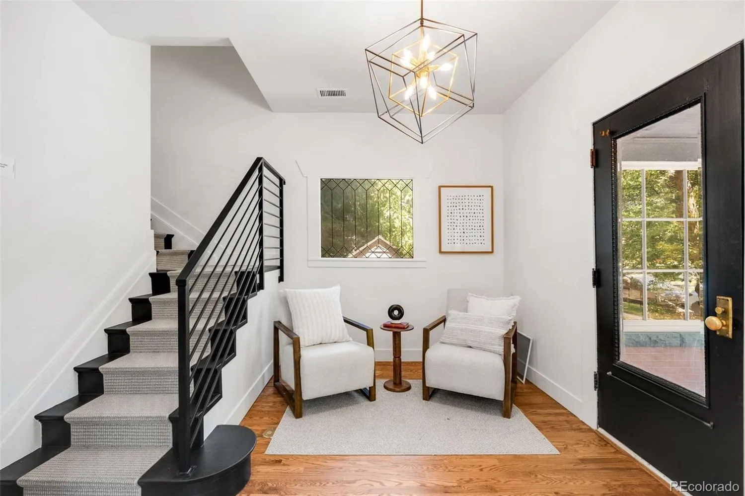 2343 Dahlia St: photo 6