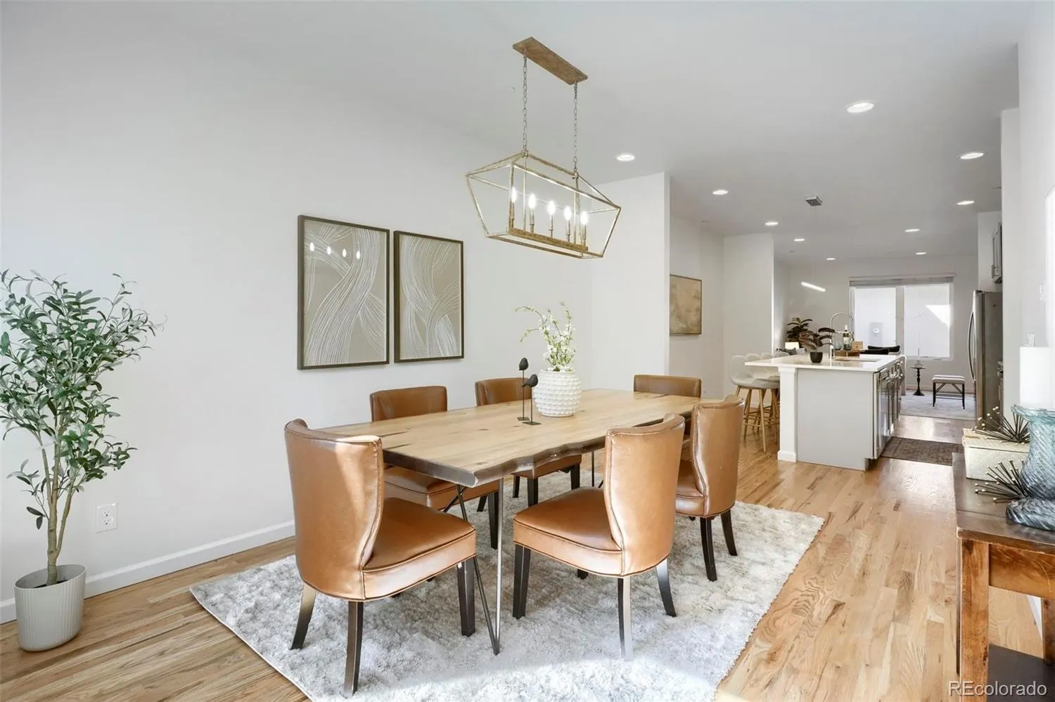 1031 Julian St: photo 7
